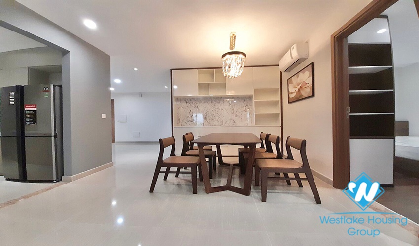 Nice new apartment for rent at the link Ciputra building 3 bedrooms 2 bathrooms fully furnished